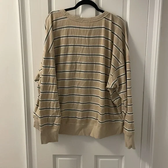 AERIE Oversized Waffle Long Sleeve Shirt - Picture 3 of 5